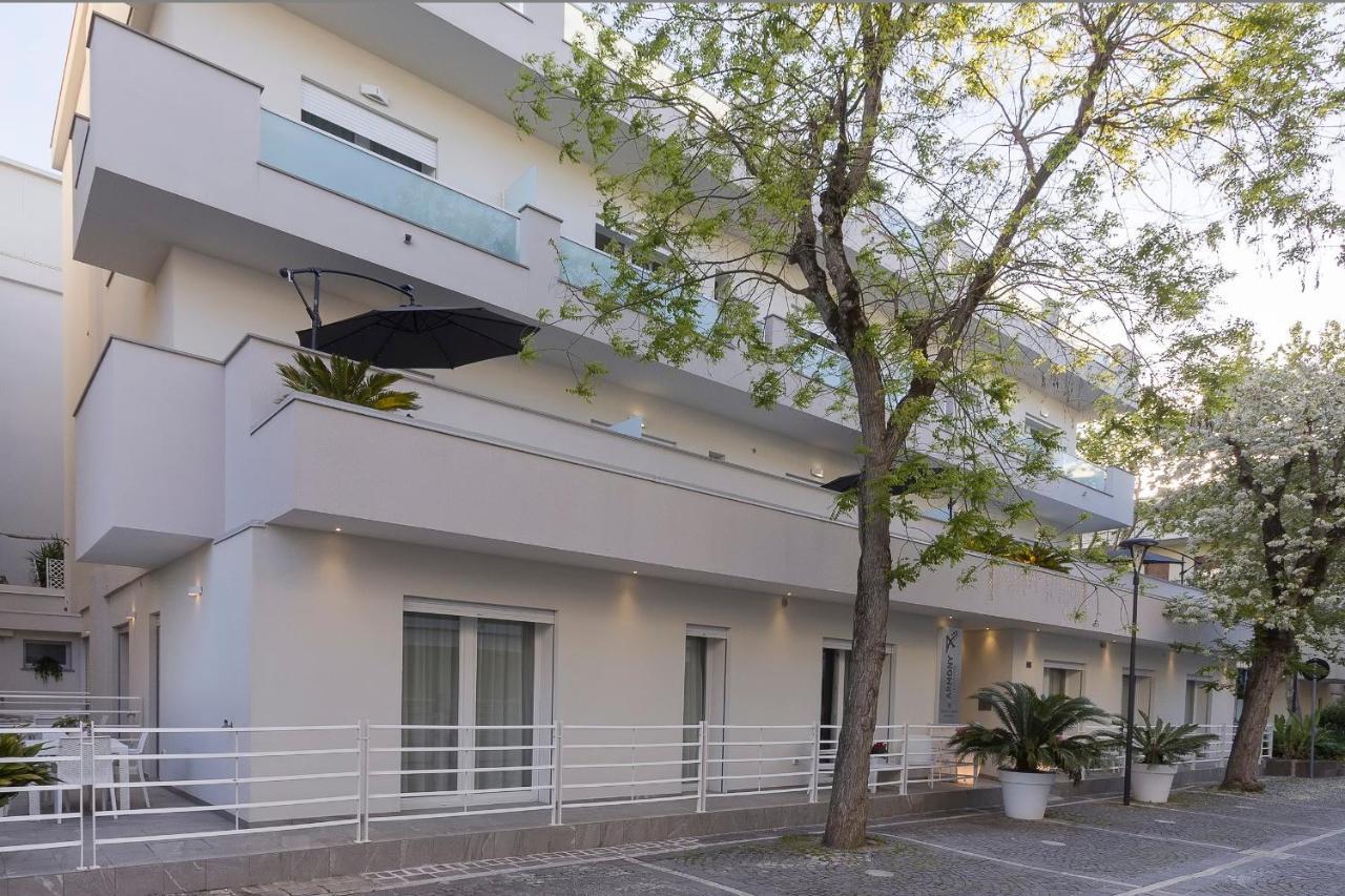 Residence Armony มิซาโน อาดรีอาติโก ภายนอก รูปภาพ