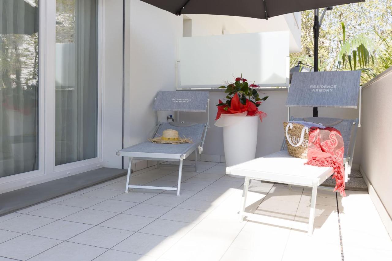 Residence Armony มิซาโน อาดรีอาติโก ภายนอก รูปภาพ