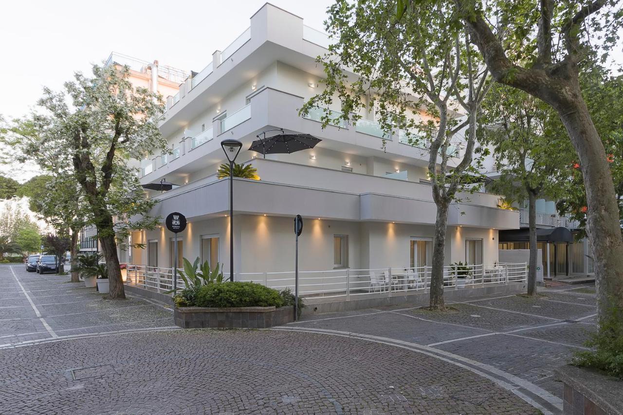 Residence Armony มิซาโน อาดรีอาติโก ภายนอก รูปภาพ