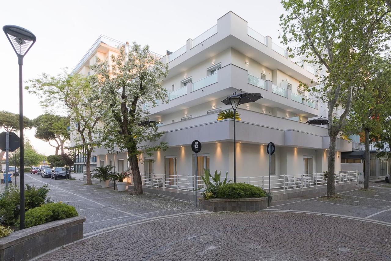 Residence Armony มิซาโน อาดรีอาติโก ภายนอก รูปภาพ